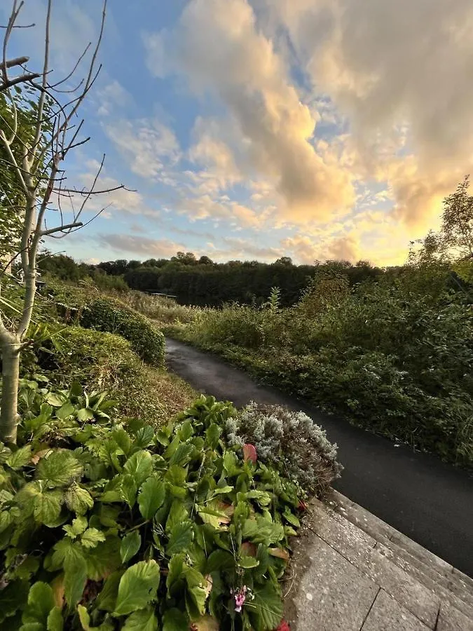 River Bay Beautiful 2-Bed House In Cardiff 0*,  United Kingdom